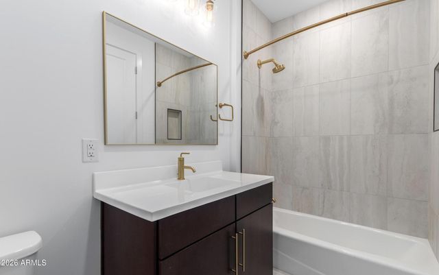 11300 N CASA DEGA Drive 1053, Surprise, AZ 85388