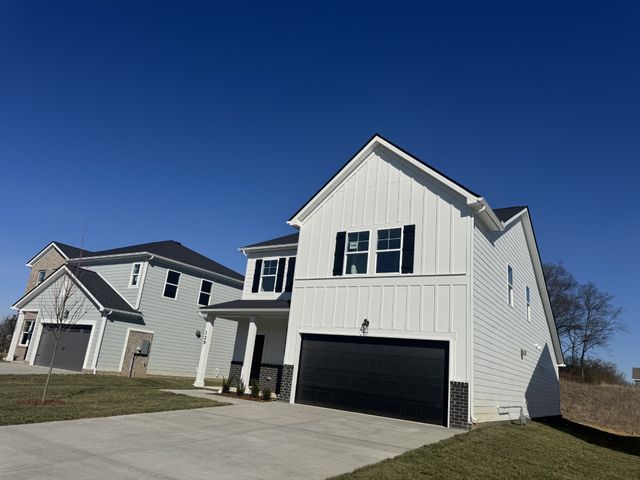 129 Dahlia Dr, La Vergne, TN 37086