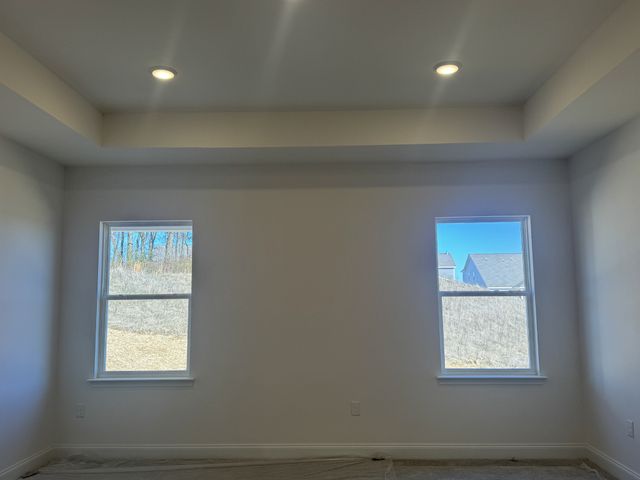 129 Dahlia Dr, La Vergne, TN 37086