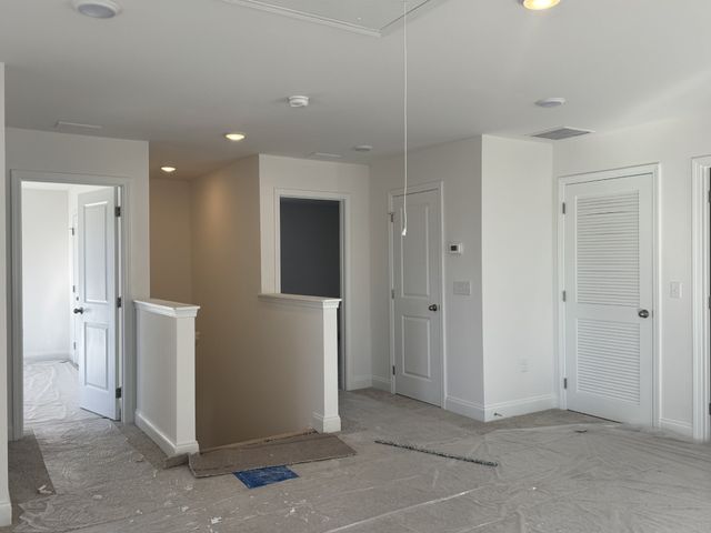 129 Dahlia Dr, La Vergne, TN 37086