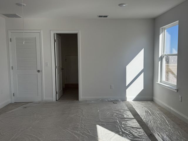 129 Dahlia Dr, La Vergne, TN 37086