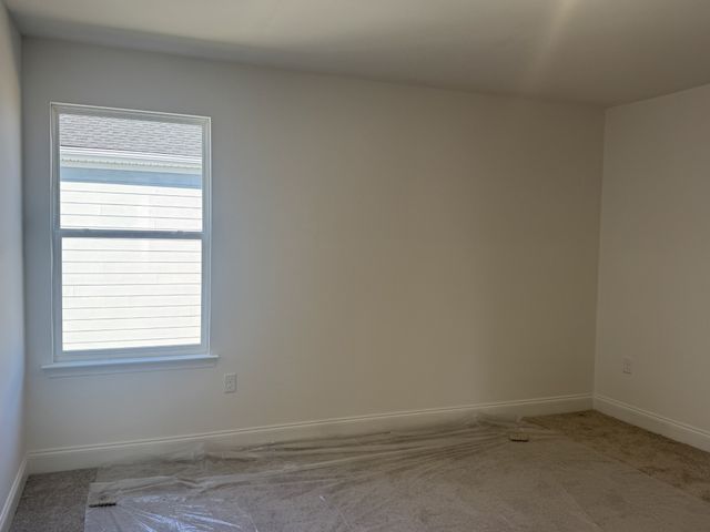 129 Dahlia Dr, La Vergne, TN 37086