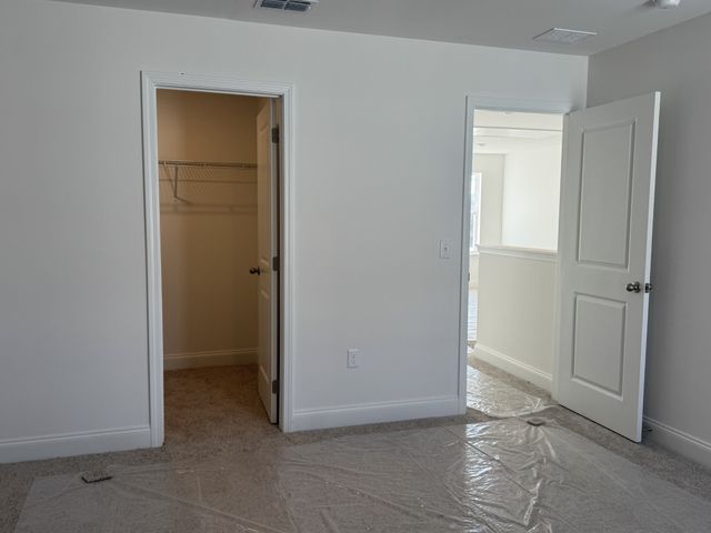 129 Dahlia Dr, La Vergne, TN 37086