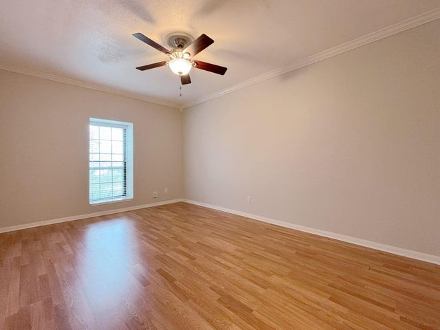 2400 N Braeswood Boulevard 329, Houston, TX 77030