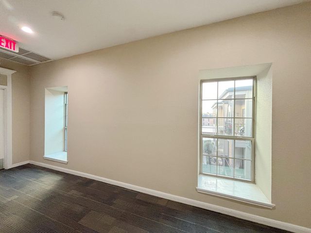 2400 N Braeswood Boulevard 329, Houston, TX 77030