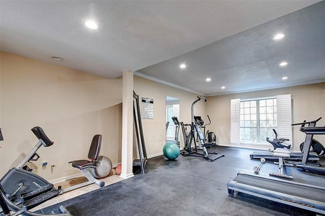 2400 N Braeswood Boulevard 329, Houston, TX 77030