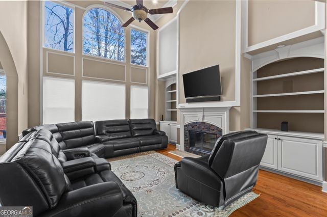 320 Commons Gate Court, Roswell, GA 30075