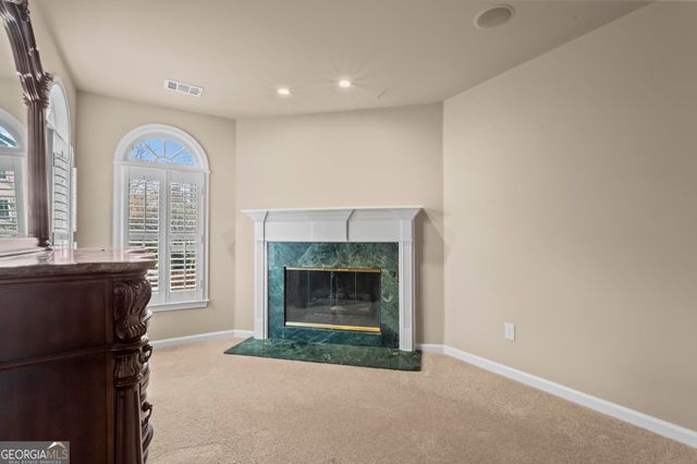 320 Commons Gate Court, Roswell, GA 30075