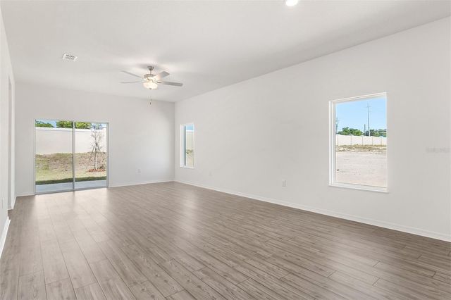 1633 NANTUCKET WAY, Winter Haven, FL 33884