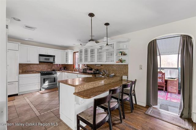 332 Springtown Road, New Paltz, NY 12561