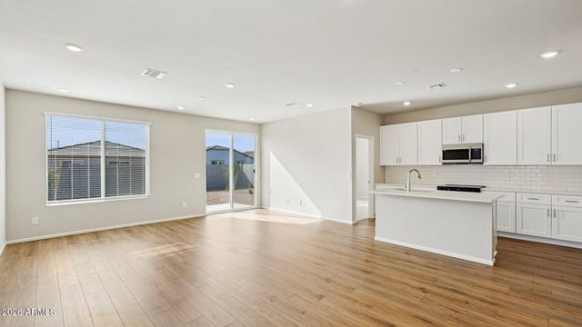 18014 W CALLE LEJOS Road, Surprise, AZ 85387