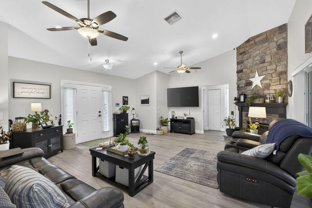 13714 78th Place N, West Palm Beach, FL 33412