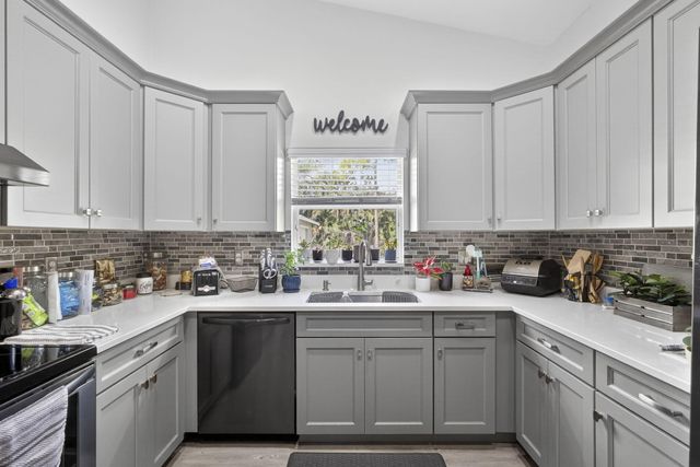 13714 78th Place N, West Palm Beach, FL 33412