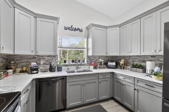 13714 78th Place N, West Palm Beach, FL 33412