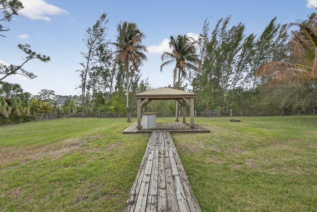 13714 78th Place N, West Palm Beach, FL 33412