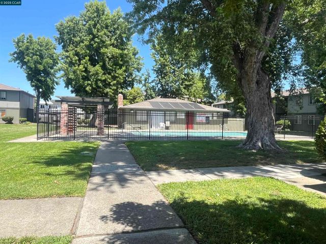 1133 Meadow Ln 53, Concord, CA 94520