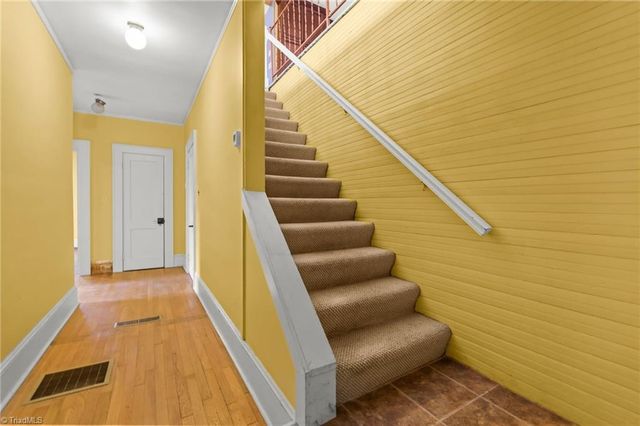 702 Granville Drive SW, Winston-salem, NC 27101