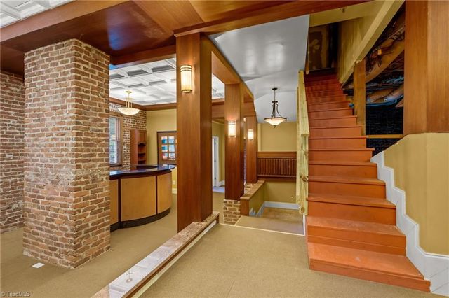 702 Granville Drive SW, Winston-salem, NC 27101