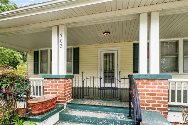 702 Granville Drive SW, Winston-salem, NC 27101