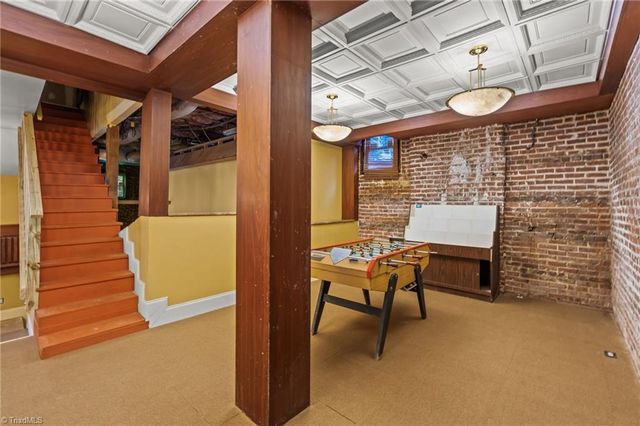 702 Granville Drive SW, Winston-salem, NC 27101