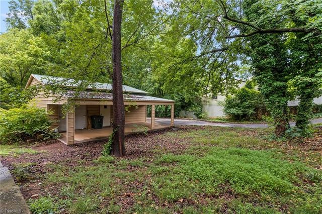 702 Granville Drive SW, Winston-salem, NC 27101