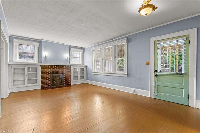 702 Granville Drive SW, Winston-salem, NC 27101