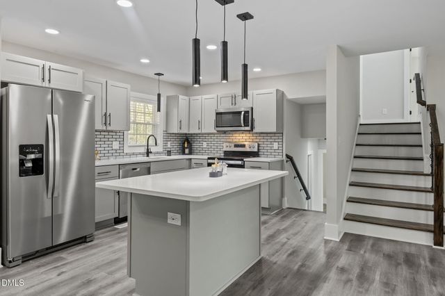 546 Rock Canyon Drive, Fayetteville, NC 28303