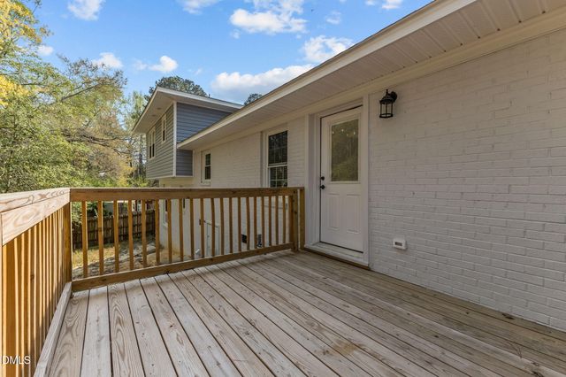 546 Rock Canyon Drive, Fayetteville, NC 28303