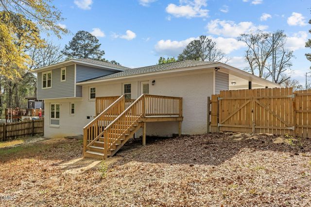 546 Rock Canyon Drive, Fayetteville, NC 28303