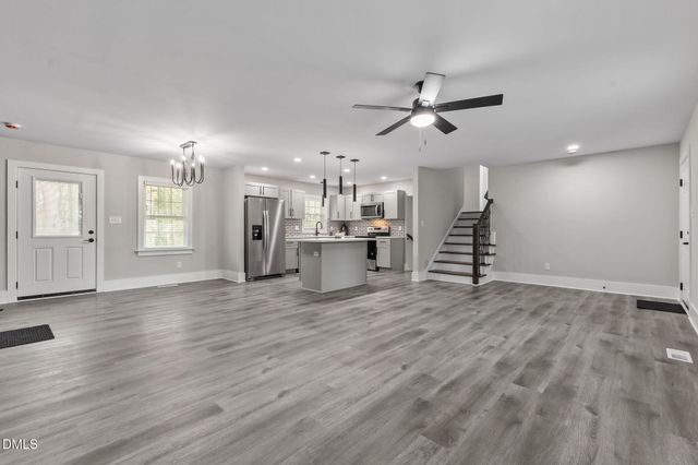 546 Rock Canyon Drive, Fayetteville, NC 28303