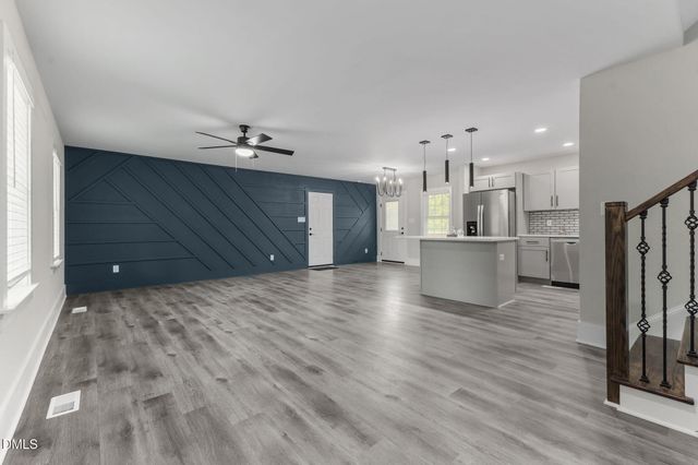 546 Rock Canyon Drive, Fayetteville, NC 28303