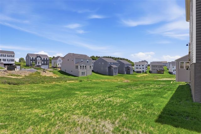 301 Saint Michael Way, Findlay Twp, PA 15126