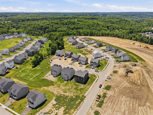 301 Saint Michael Way, Findlay Twp, PA 15126