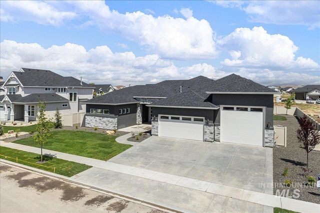 2843 W Three Lakes Dr., Meridian, ID 83646