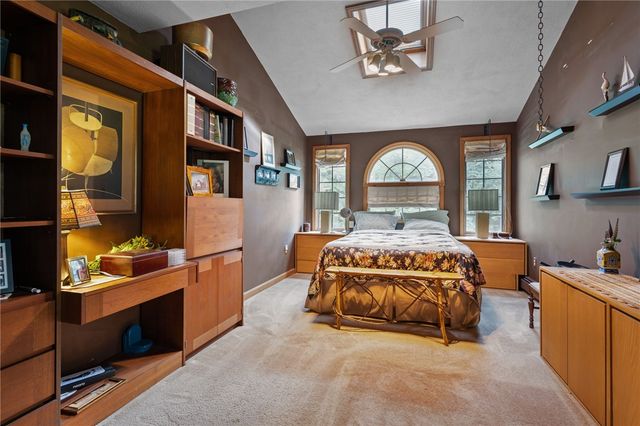 1727 Old Louisquissett Pike, Lincoln, RI 02865