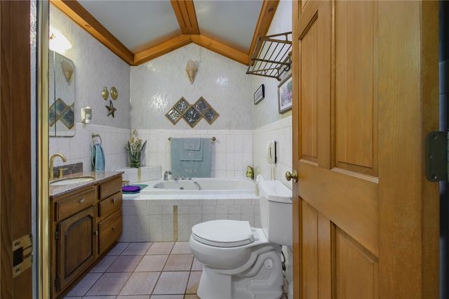 1727 Old Louisquissett Pike, Lincoln, RI 02865