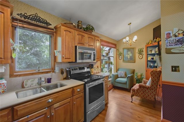 1727 Old Louisquissett Pike, Lincoln, RI 02865