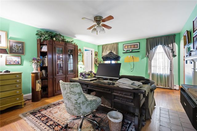 1727 Old Louisquissett Pike, Lincoln, RI 02865