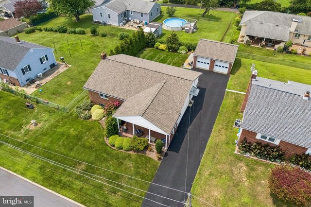 906 H AVE, Glenside, PA 19038