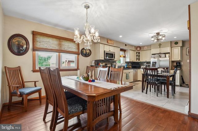 906 H AVE, Glenside, PA 19038