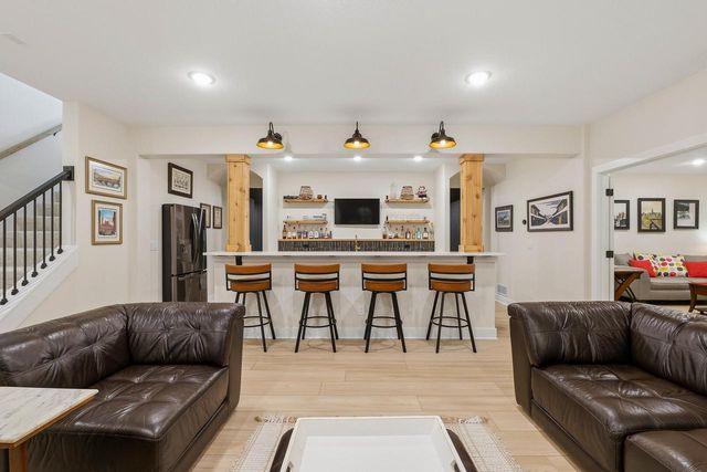 3864 Hickory Hill PARKWAY, Hubertus, WI 53033