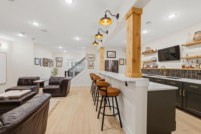 3864 Hickory Hill PARKWAY, Hubertus, WI 53033