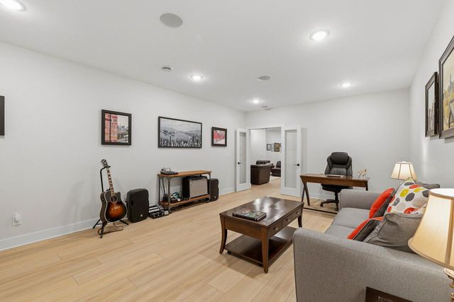 3864 Hickory Hill PARKWAY, Hubertus, WI 53033