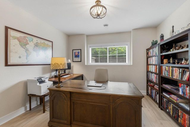 3864 Hickory Hill PARKWAY, Hubertus, WI 53033