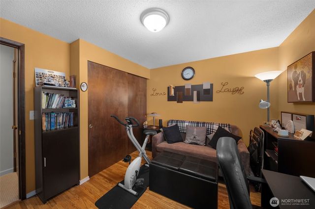 1921 Parkwood Drive SE, Olympia, WA 98501
