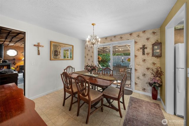 1921 Parkwood Drive SE, Olympia, WA 98501