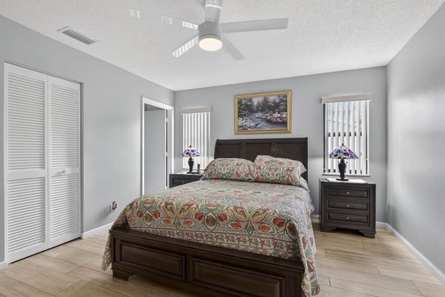 2641 W Gately Dr W 1901, West Palm Beach, FL 33415