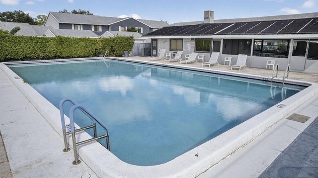 2641 W Gately Dr W 1901, West Palm Beach, FL 33415