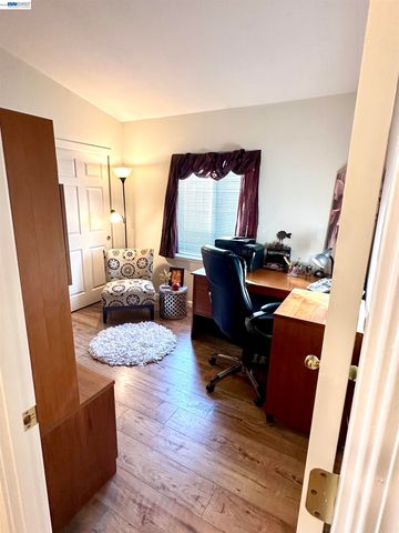 884 Sungold Cir 123, Livermore, CA 94551