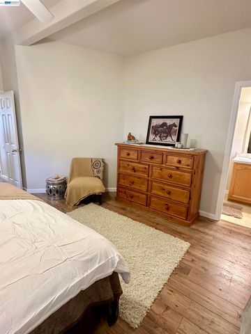 884 Sungold Cir 123, Livermore, CA 94551